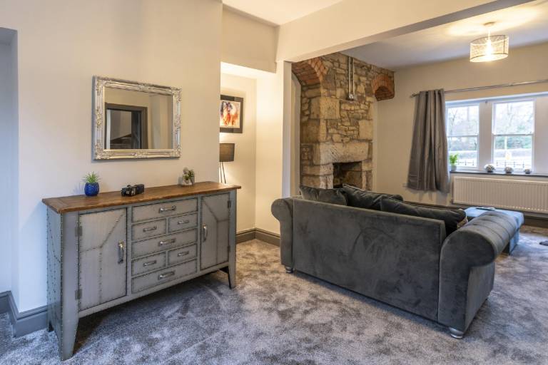 Lovely rental apartment with garden, jacuzzi & terrace | Suitable for remote work | Dogs allowed — photo 2