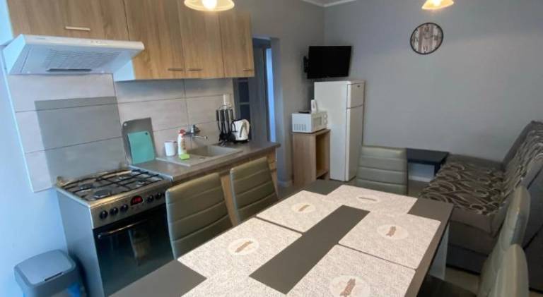 House with 2 rooms for 6 persons — photo 2