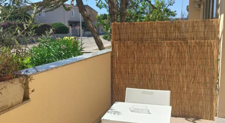 Apartment with terrace — photo 5
