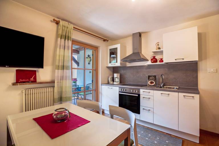 Apartment "Gabrielli Marie" with Mountain View, Wi-Fi, Terrace & Garden — photo 5