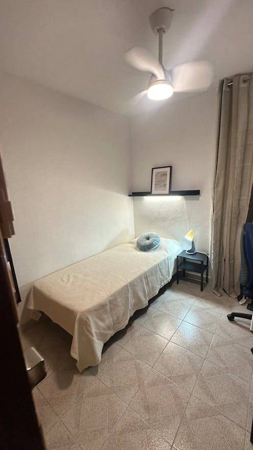 Private room  Vicálvaro