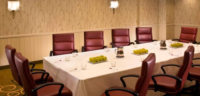 Homewood Suites by Hilton Downers Grove Chicago in Downers Grove, IL