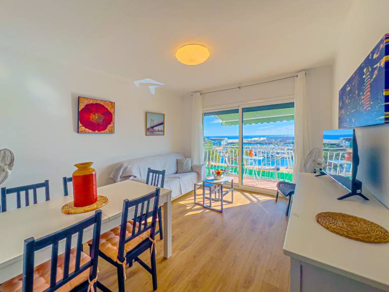 Child-friendly holiday apartment | Beach nearby | Dogs allowed — photo 2