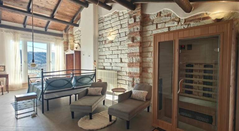 Vacation home with pool & barbecue — photo 4