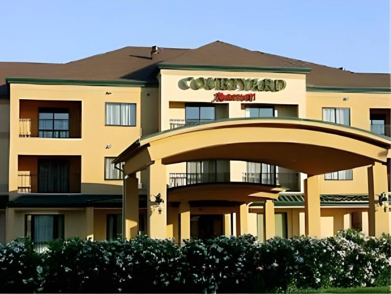 Courtyard by Marriott Brownsville in Brownsville, TX