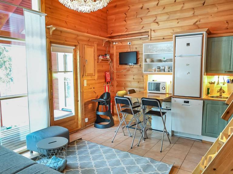 Vacation home with sauna & terrace — photo 3