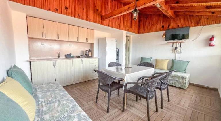 Serviced apartment with garden & terrace | Next to the beach | Pet-friendly — photo 3