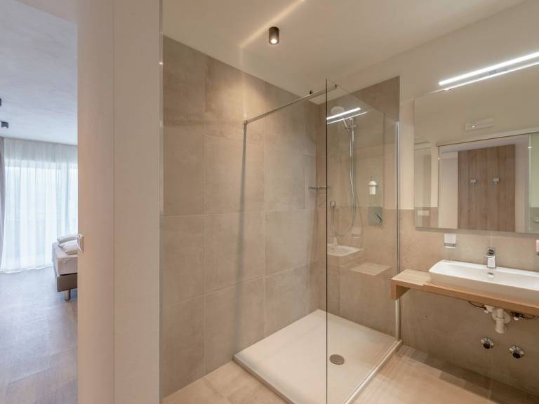 Ferienwohnung mit Hund in Tramin an der Weinstraße für max. 3 Personen Ferienwohnung mit Hund in Tramin an der Weinstraße für max. 3 Personen