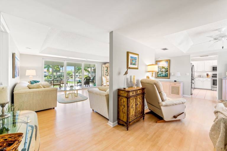 Condo Naples