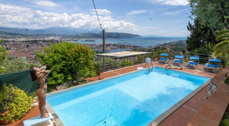 Villa le palme-Pool, garden, terrace & sea view — photo 4