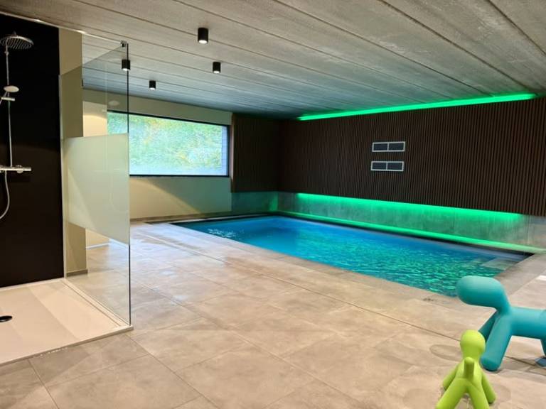 House with yard, private pool & terrace — photo 2