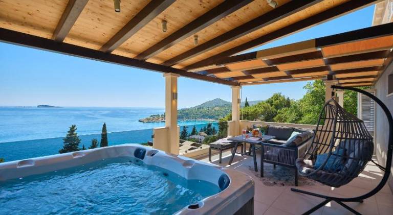Pleasant holiday apartment with jacuzzi | Close to the beach | Pet-friendly in Zupa dubrovacka