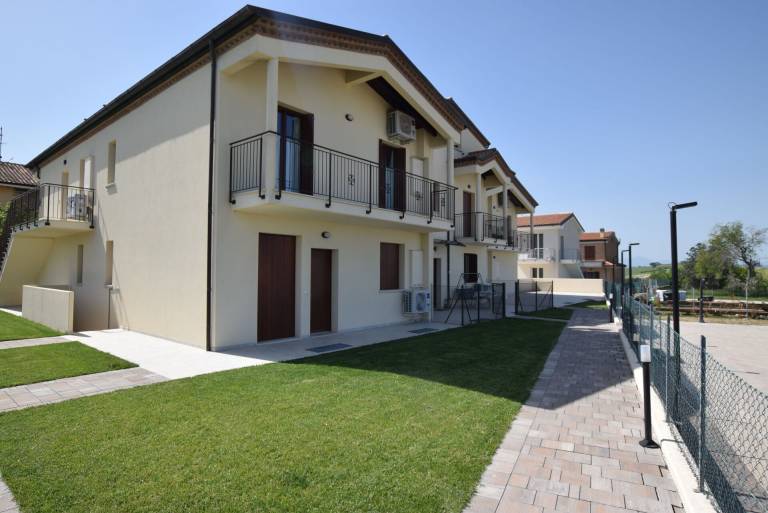 Apartment with yard, patio & BBQ | Panoramic view | Pets are welcome — photo 3