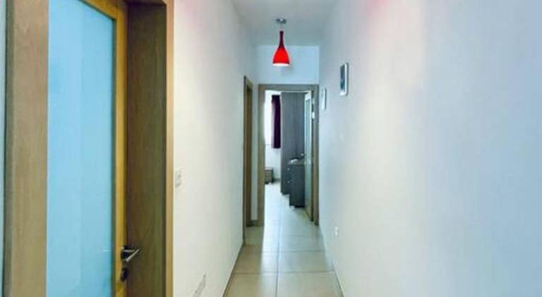 Modern St. Julian's Heart 2 Bed 2 Bath Paceville — photo 4