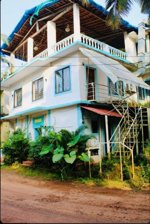 Avana in Morjim