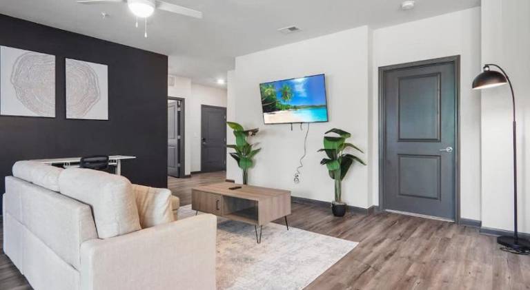 Ample apartment | Pet-friendly in Raleigh, NC