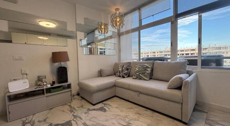 Apartment with pool — photo 2