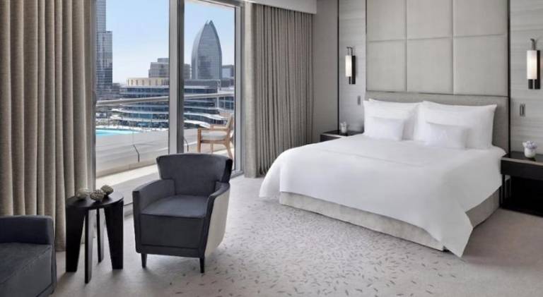 Holiday apartment with garden, terrace & pool | Next to Burj Khalifa — photo 2