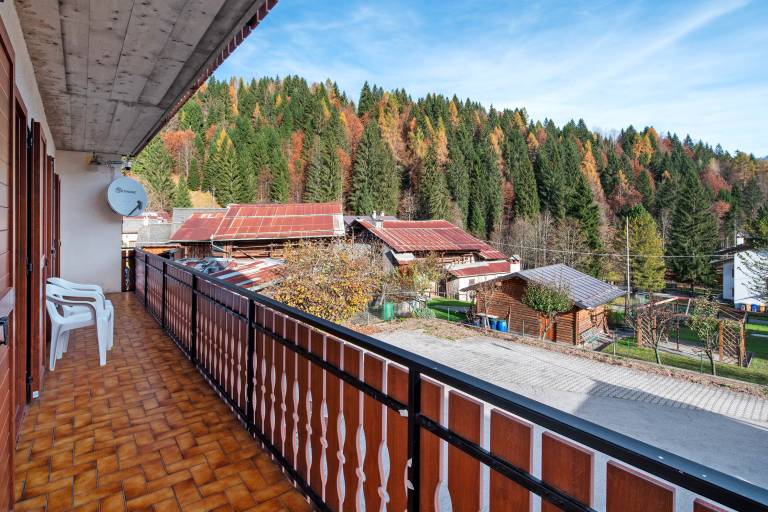 Apartment 'Focobon' with Mountain View, Shared Garden and Balcony — photo 3