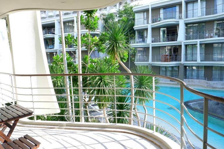 Nice rental apartment with hot tub, pool & garden | Close to the beach | Good for workation | Pets are welcome — photo 3