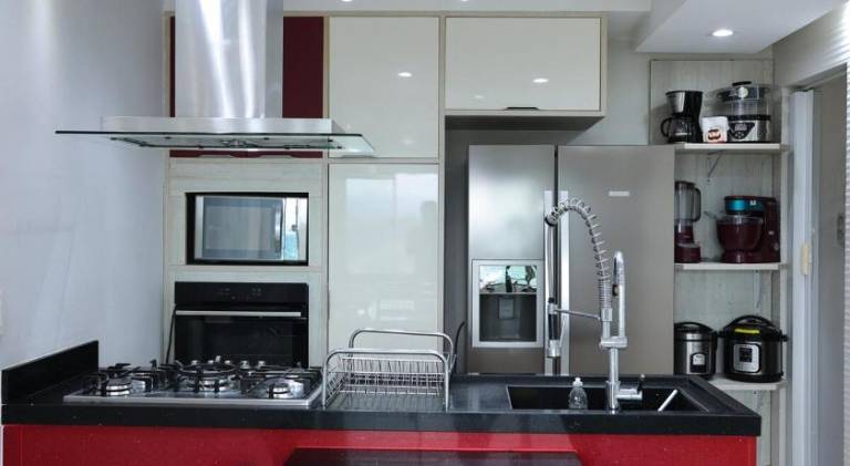 House with pool & hot tub | Pet-friendly — photo 4