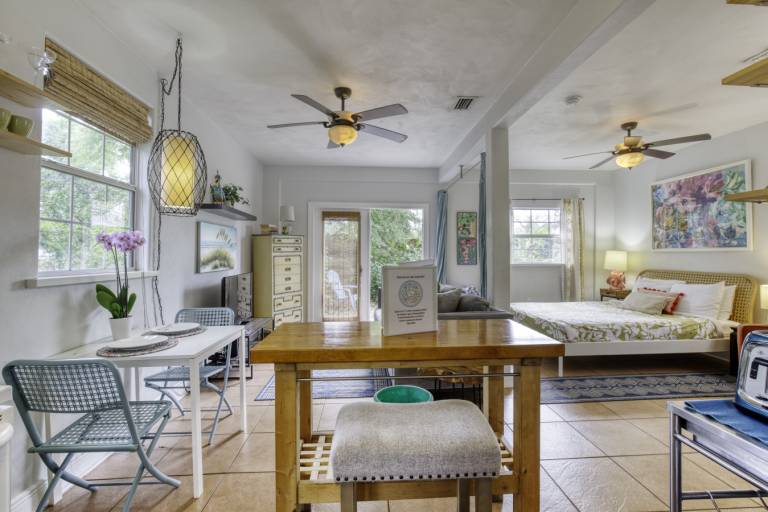 Spanish Bungalow Guest House