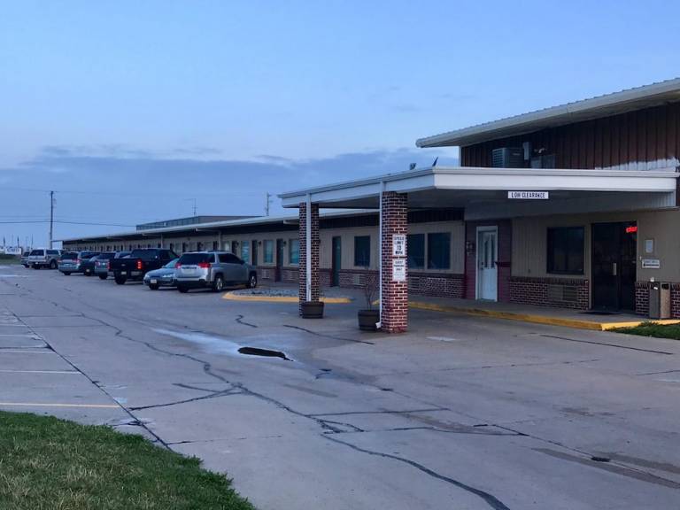 Motel  Kearney