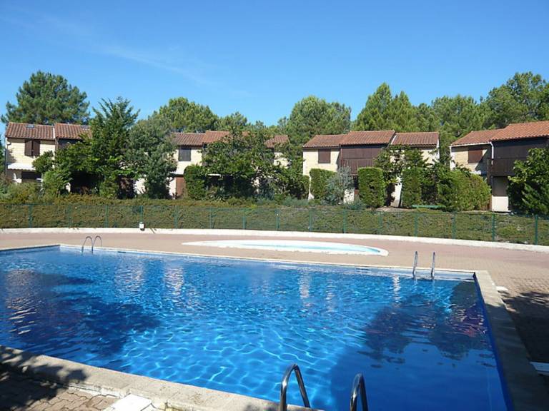 House Lacanau