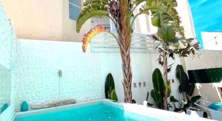 Villa com jacuzzi e piscina privada em Quarteira in Loulé