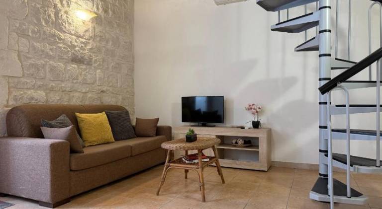 Apartment with 2 rooms for 5 persons — photo 4