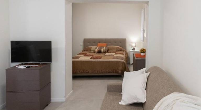 Apartment with 1 room for 4 persons — photo 2