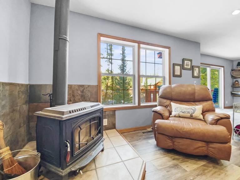 Child-friendly vacation home with terrace | Pets allowed — photo 5