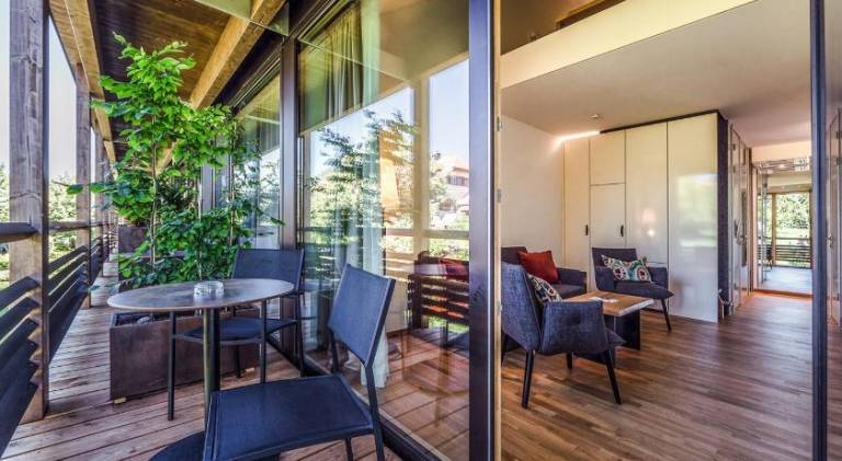Serviced apartment with yard | Dogs allowed — photo 4