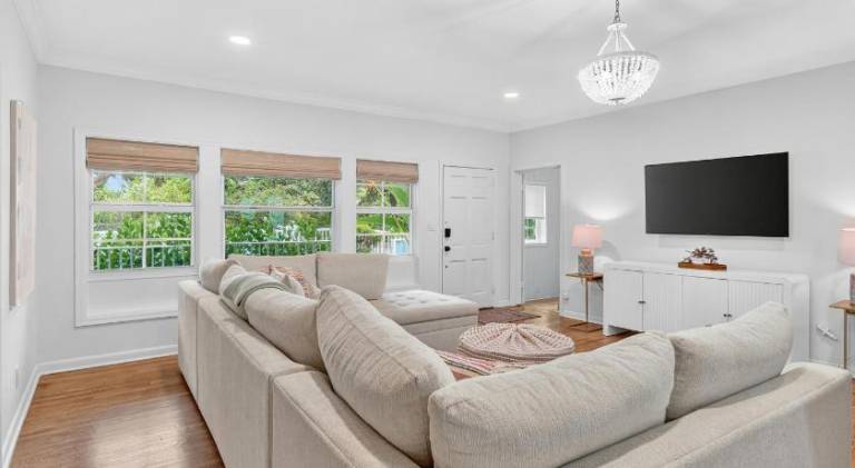 House with pool | Good for workation | Pets allowed — photo 2