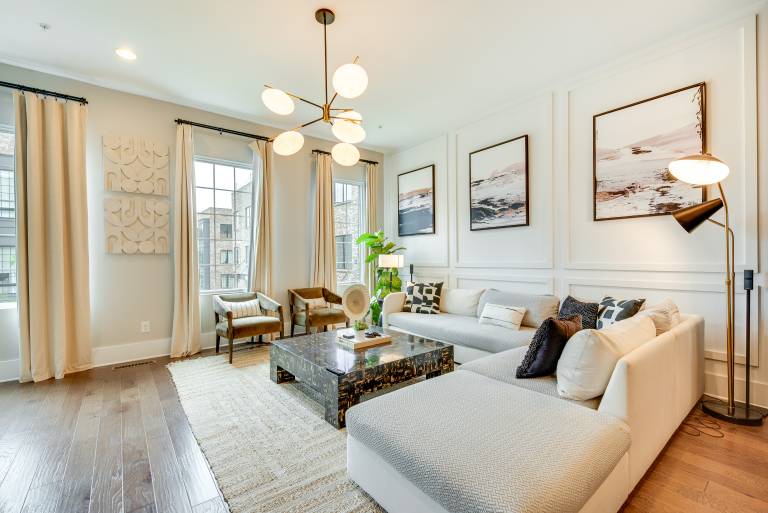 Chic Atlanta Vacation Rental 1 Mi to Downtown
