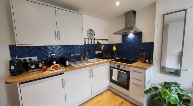 Holiday apartment | Next to National Museum Cardiff | Suitable for remote work — photo 4