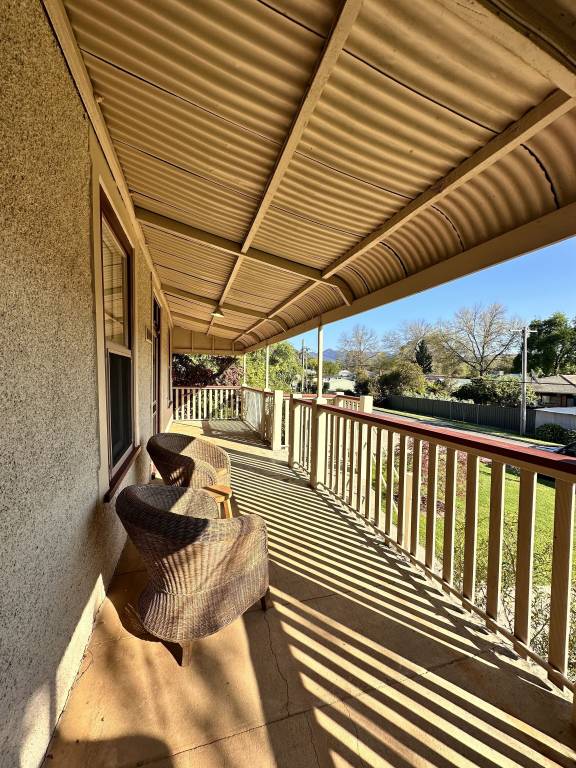 House  Myrtleford