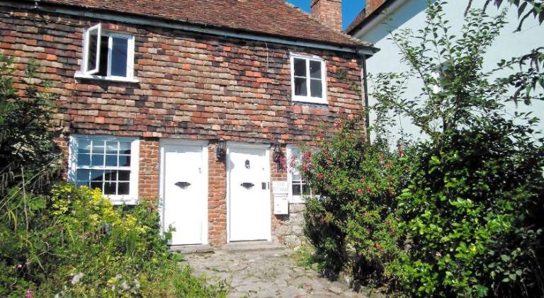 Vacation home with 2 rooms for 3 persons in Folkestone