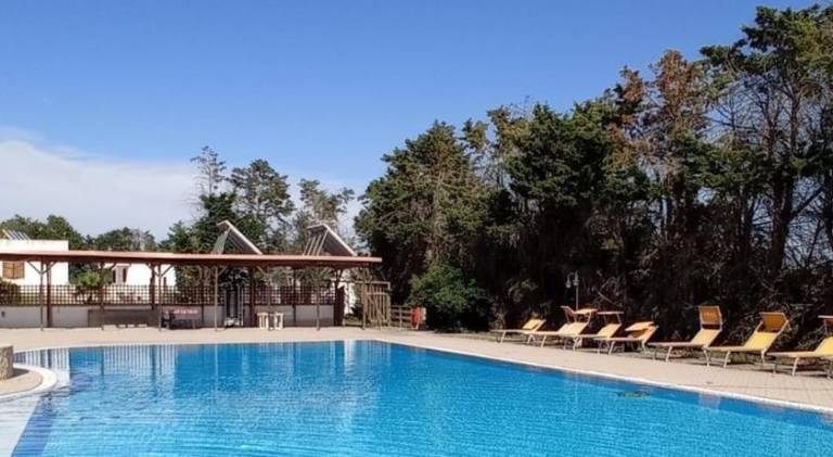 Charming farm with pool, terrace & yard | Pets allowed in Santa Cesarea Terme