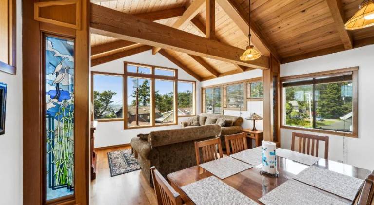 The Inn at Manzanita — photo 3