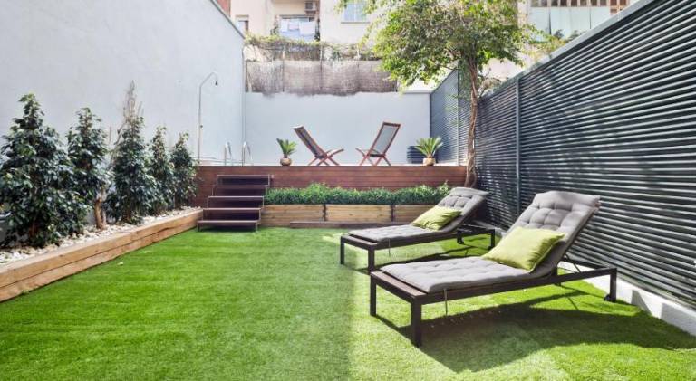Apartment with terrace, private pool & garden — photo 3