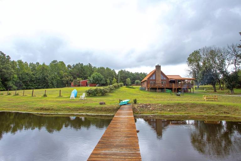 Cabin  Fishing Creek