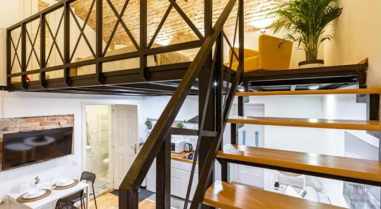 Rental apartment with garden & terrace | Close to St. Stephen's Basilica | Suitable for remote work — photo 3