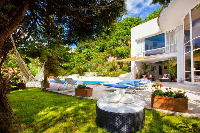 Villa with garden, BBQ & private pool — photo 2