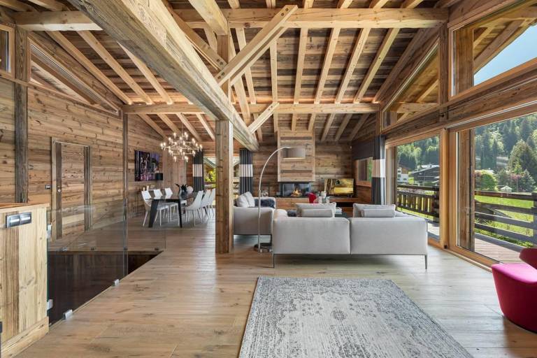 Chalet, 1st floor, sauna, terrace, fireplace or stove, parking, tv, 180m², Megève in Combloux