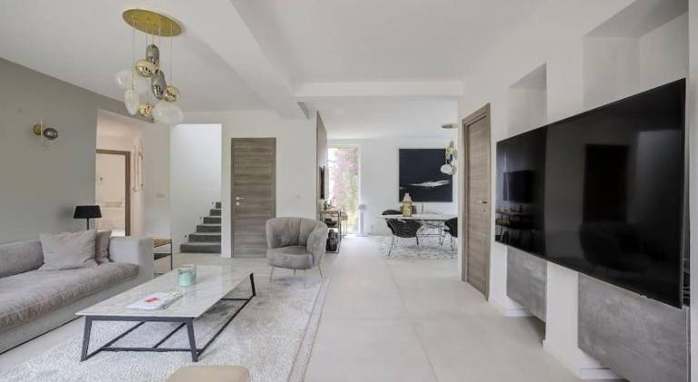 Twin Luxurious Villas 8 BR Pool in Vallauris — photo 2