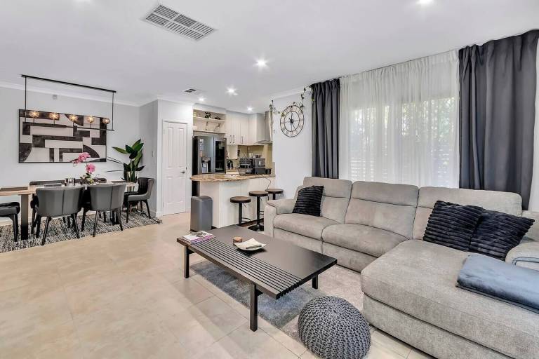 House Doubleview