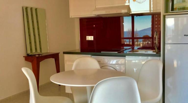 Apartment with pool — photo 5