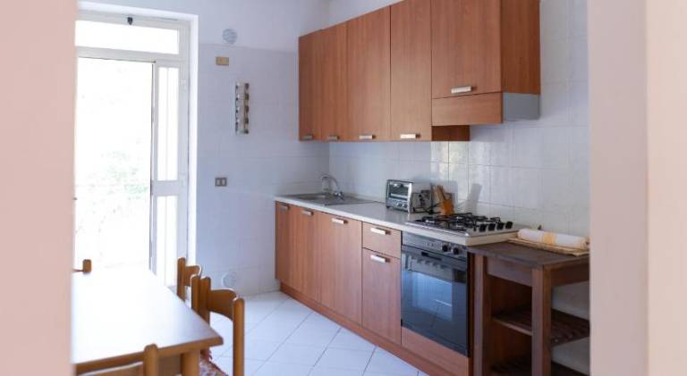 Holiday apartment with garden & patio — photo 3