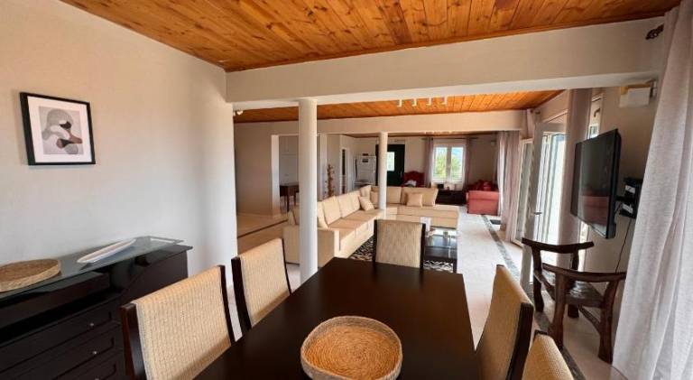 Villa with barbeque, yard & terrace | Suitable for remote work — photo 2
